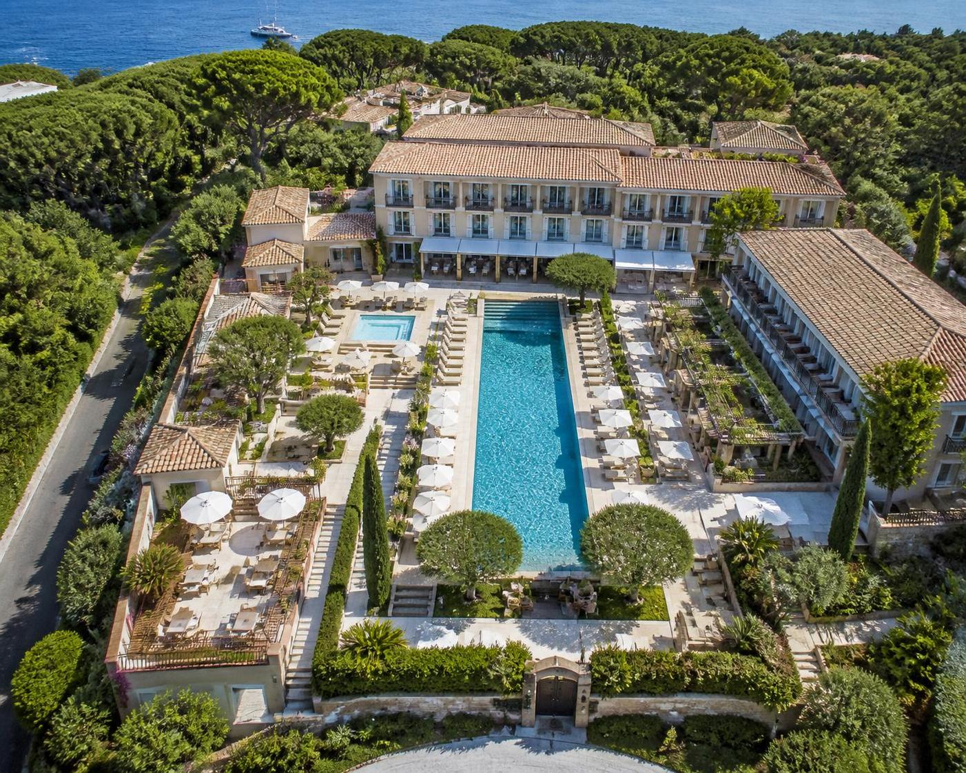 découvrez nos services de conception de piscines à saint-tropez, spécialement conçues pour les hôtels alliant luxe et fonctionnalité afin d'offrir une expérience unique à vos clients.