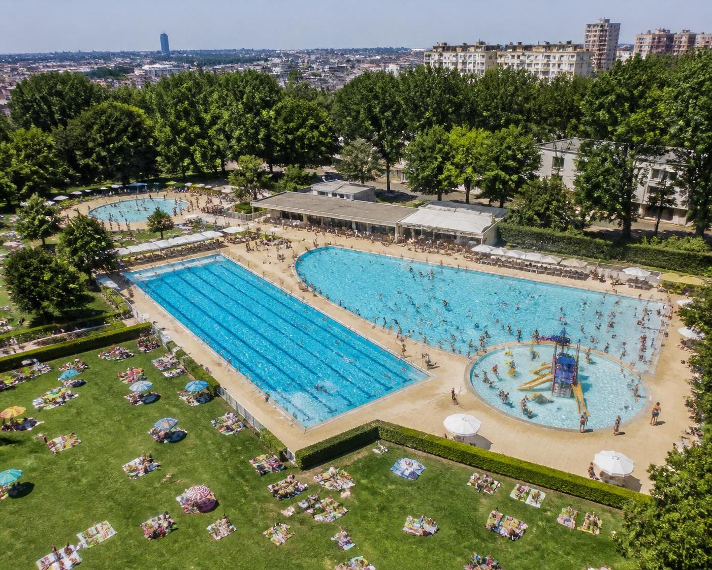 découvrez les meilleures piscines à vincennes pour profiter pleinement de l'été avec des moments de détente et de fraîcheur en famille ou entre amis.