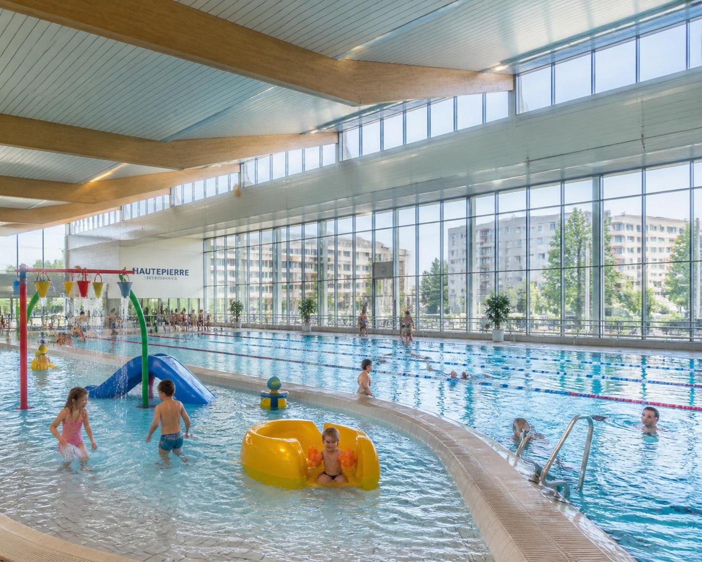découvrez la piscine de hautepierre, un espace de détente idéal alliant confort, loisirs aquatiques et cadre agréable pour toute la famille.